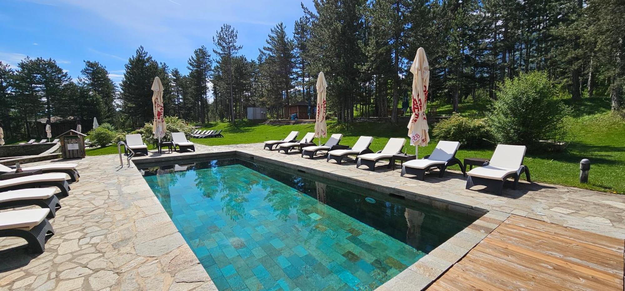 Green Peaks Suite In Pirin Golf & County Club ラズロク エクステリア 写真